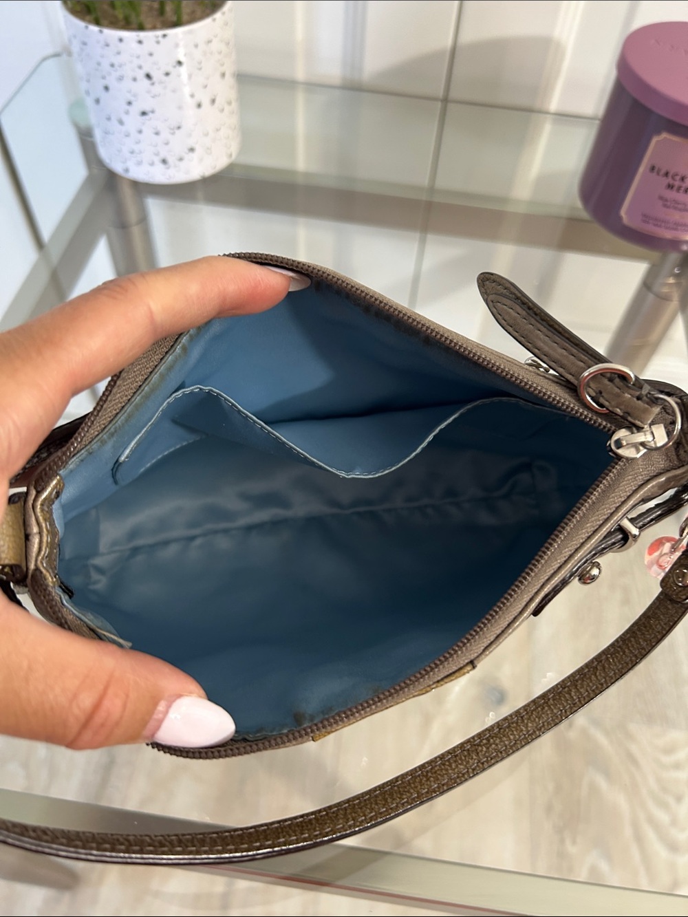 Coach Vintage wash Leather Taupe and Olive Mini Bag - Picture 7 of 10